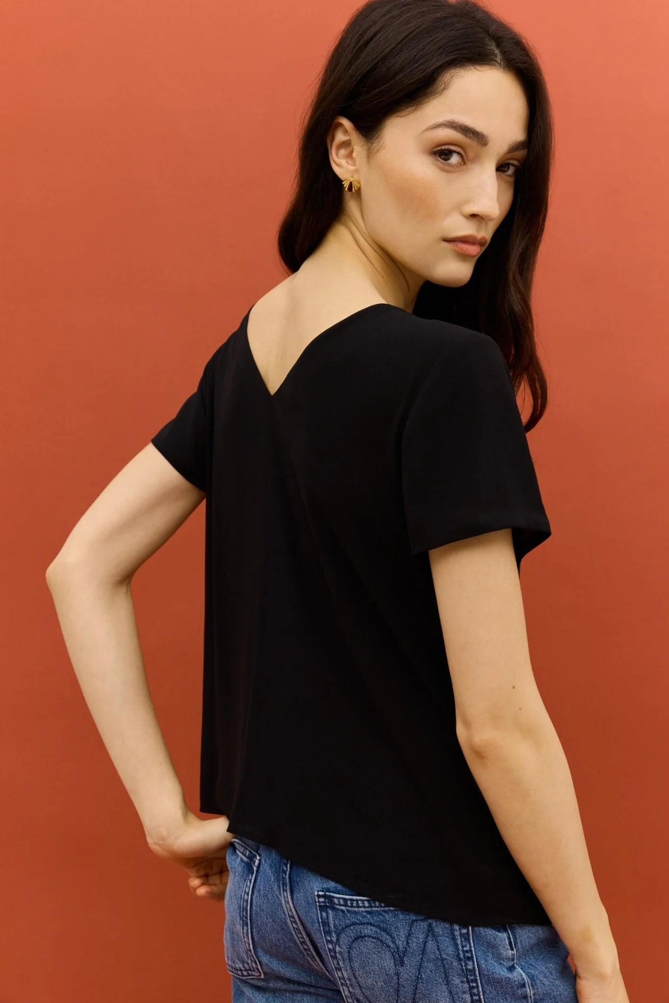 Blusa CALA Negro Magnético - Image 3