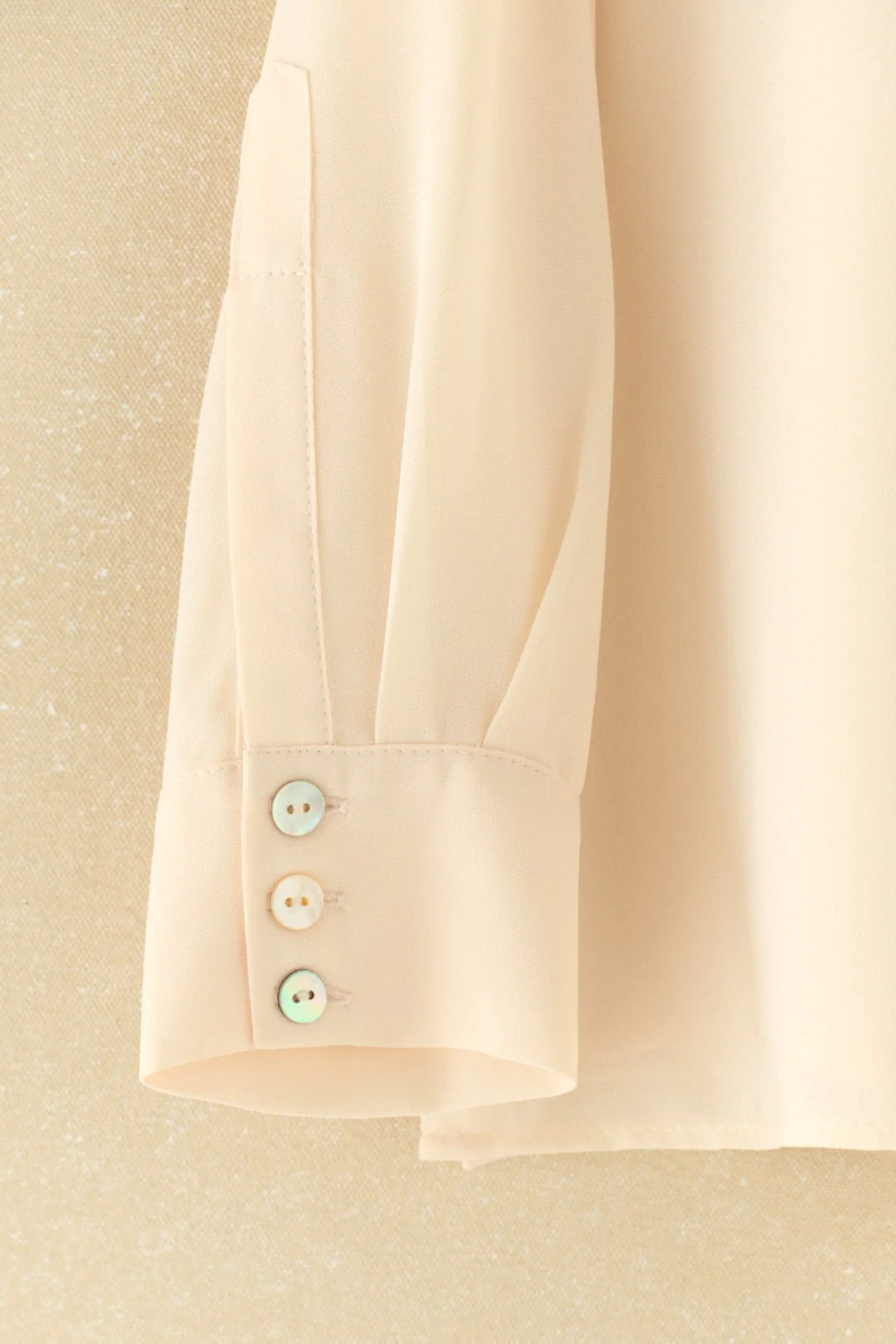 Blusa ESENCIA Beige Caliza - Image 4