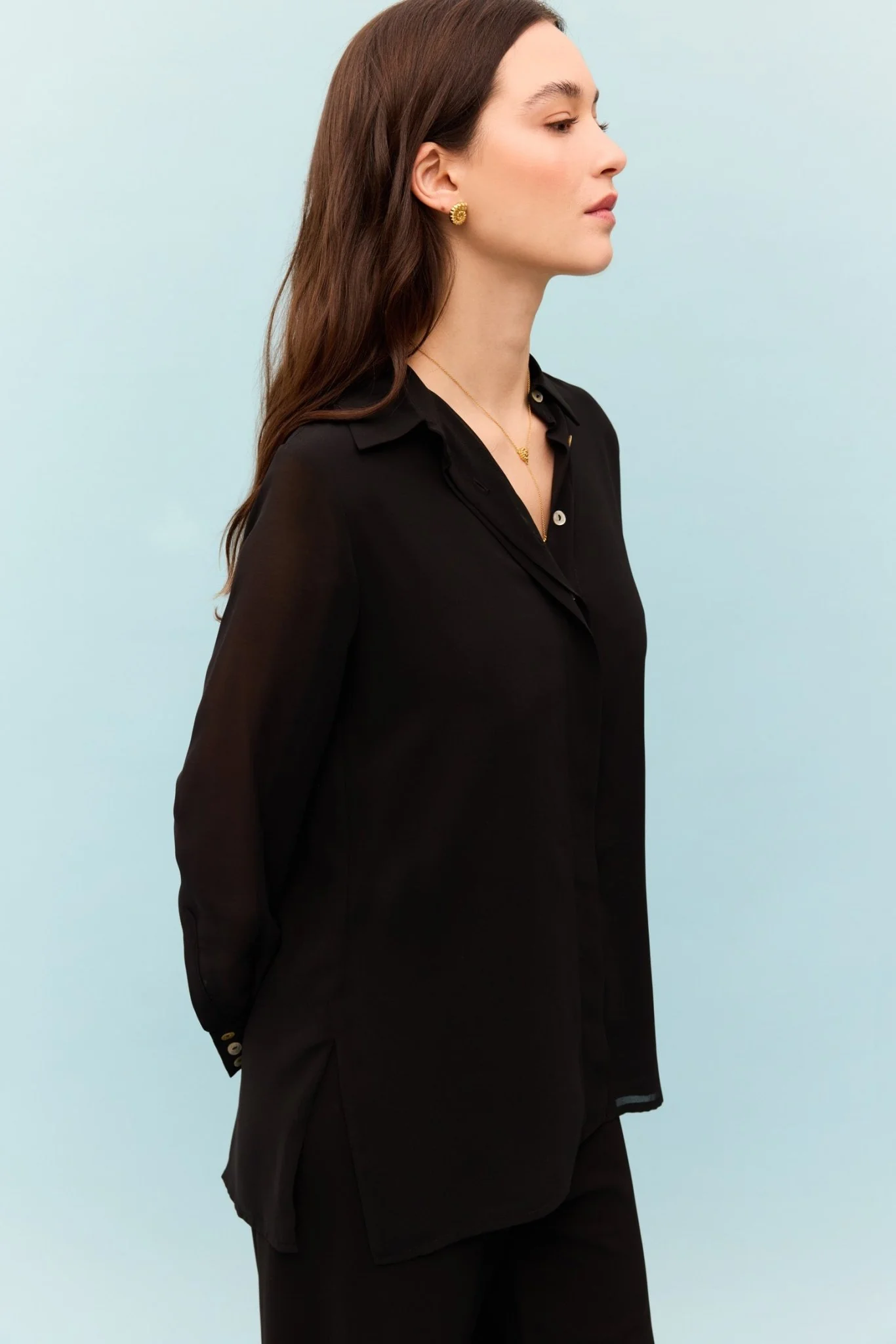 Blusa ESENCIA Negro Magnético - Image 3