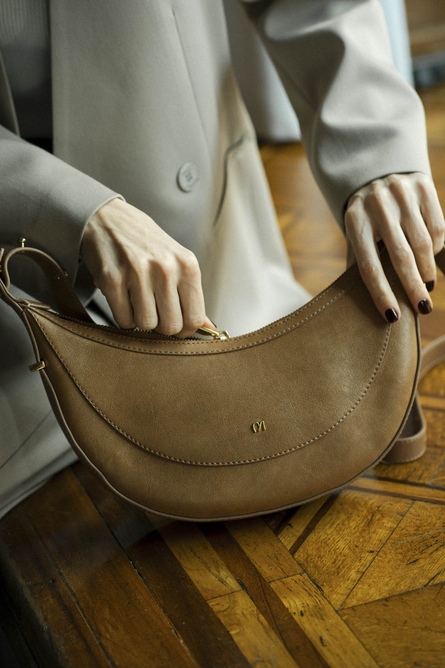 Bolso MOON Camel - Image 3
