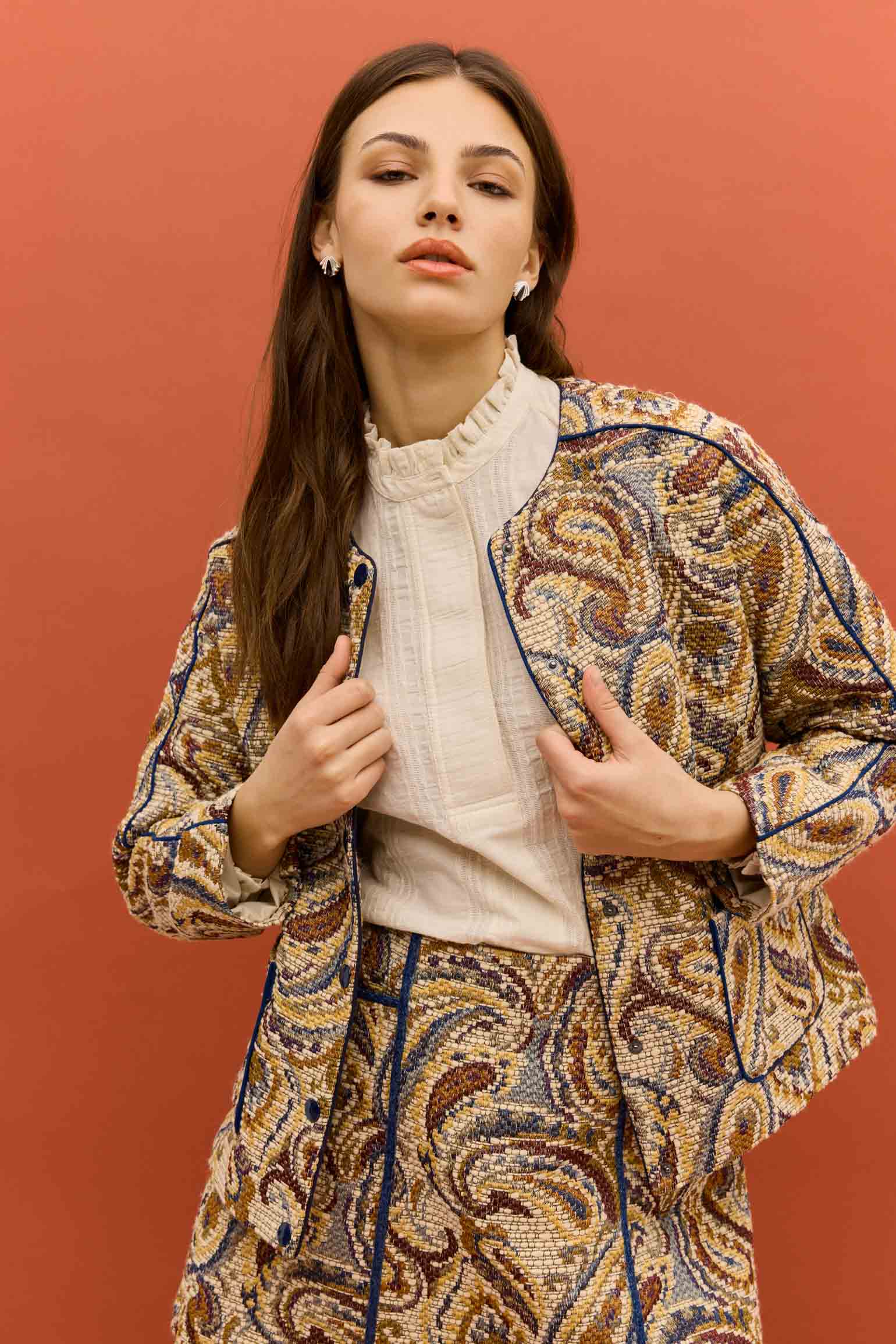 Chaqueta MABEL Estampado Beige - Image 4