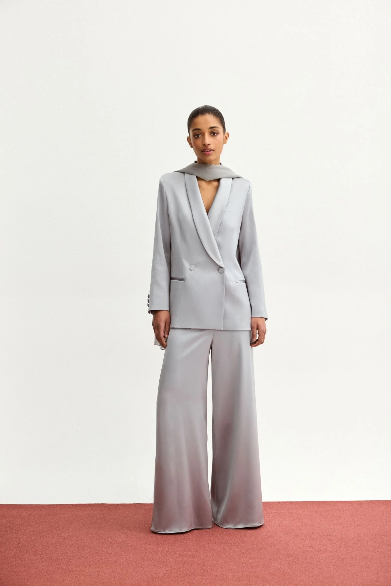 Pantalón JACKIE Plata - Image 4
