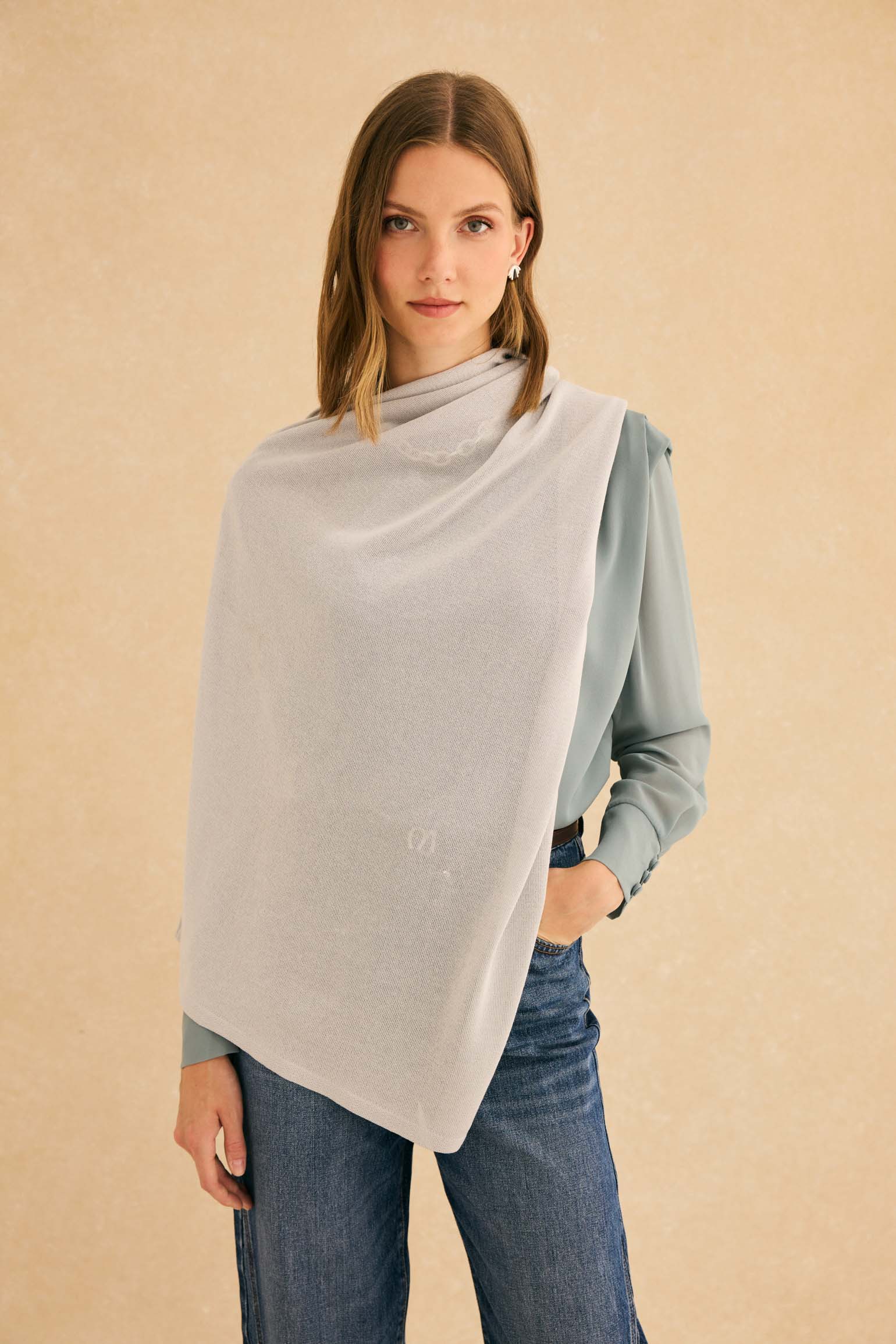 Poncho PUNTO Plata - Image 5