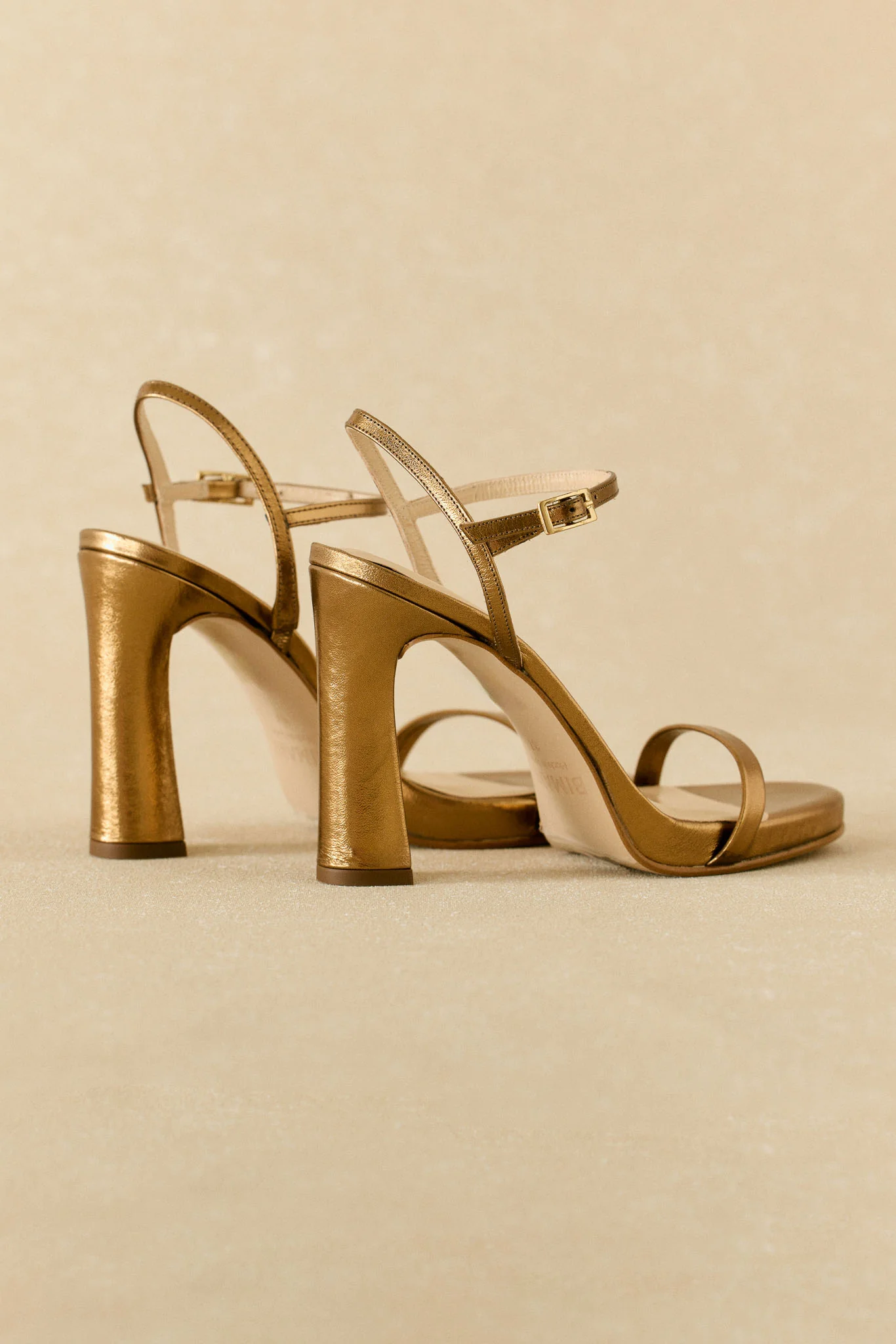 Sandalia BRUNA Bronce - Image 3
