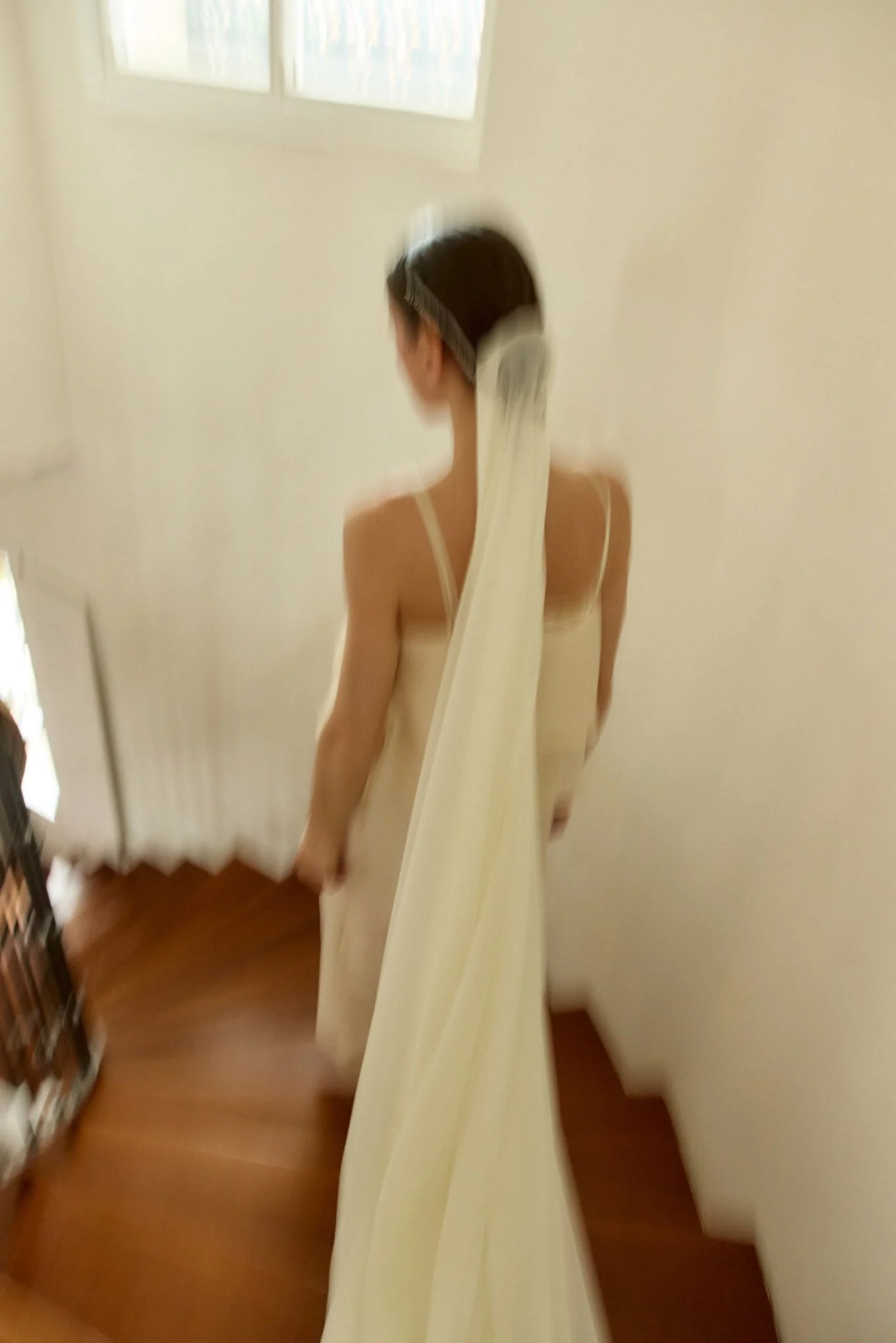 Vestido ROSES Beige - Image 4